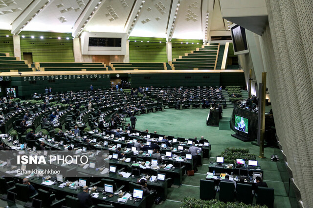 ادامه جلسات علنی مجلس تا خرداد/ احتمال تشکیل کمیسیون ویژه برای تصویب لوایح و طرح‌ها