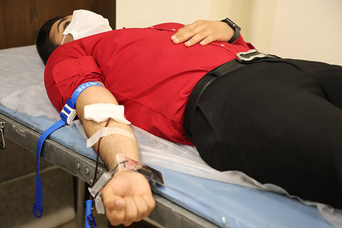 مشارکت کارکنان بانک کارآفرین در کمپین اهدای خون