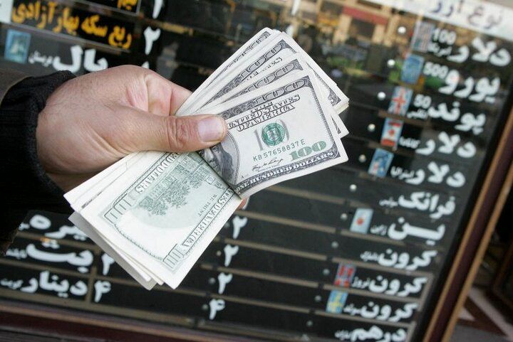 دلار در تهران در محدوده ۴۸ هزار تومان