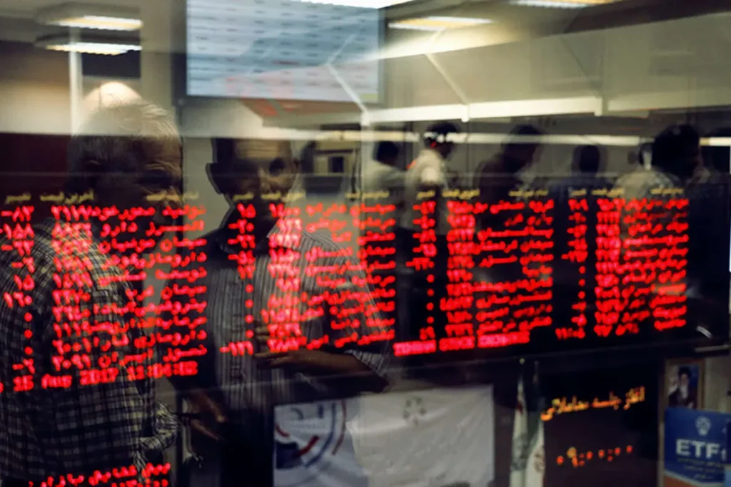 بورس در قرمز، فرابورس در سبز؛ بازار سرمایه دوپاره شد