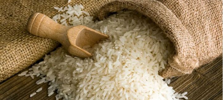 گران‌فروشی و تقلب گسترده در بازار برنج؛ پشت پرده افزایش قیمت برنج ایرانی و پاکستانی