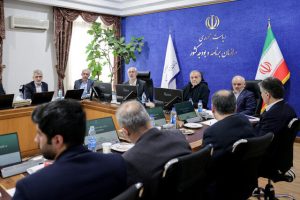 پزشکیان: پرداخت بی‌ضابطه حقوق به مدیران ناکارآمد غیرقابل قبول است