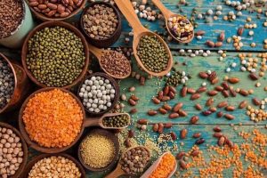قیمت حبوبات در شهریور ۱۴۰۴؛ کاهش چشمگیر و افت لوبیا ایرانی