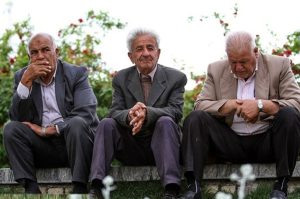 بازنشستگان در چند شهر علیه فقر و حقوق ناکافی تجمع کردند