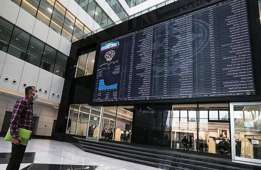 چشمانداز بورس فردا سهشنبه ۲۰ آبان | احتمال تداوم فشار فروش در بازار