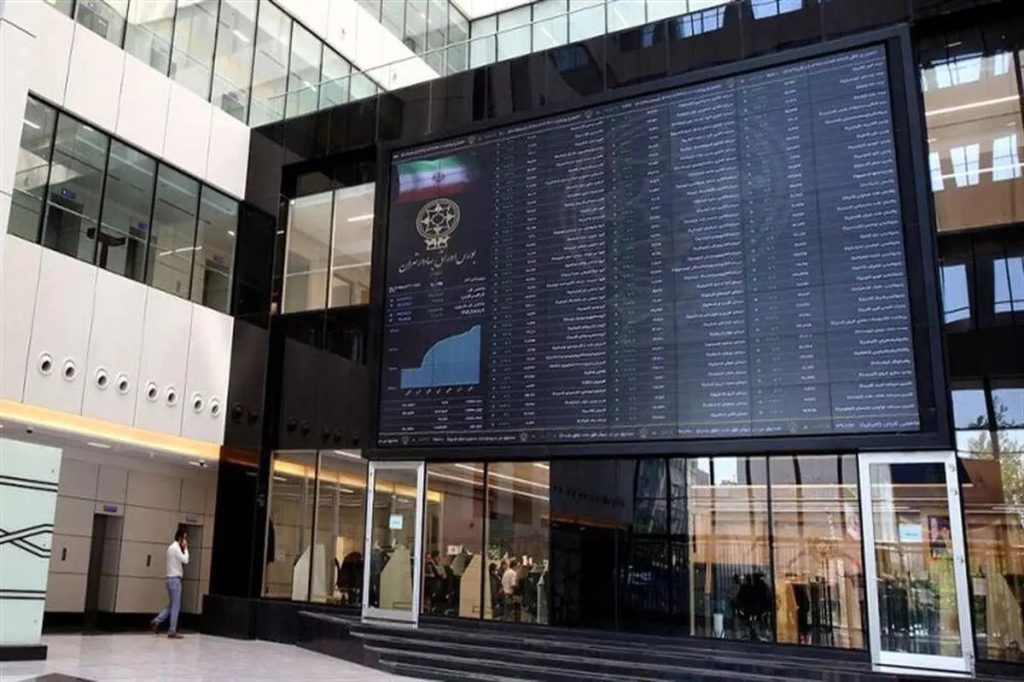 شاخص بورس در روز سقف‌شکنی بازارها صعود کرد