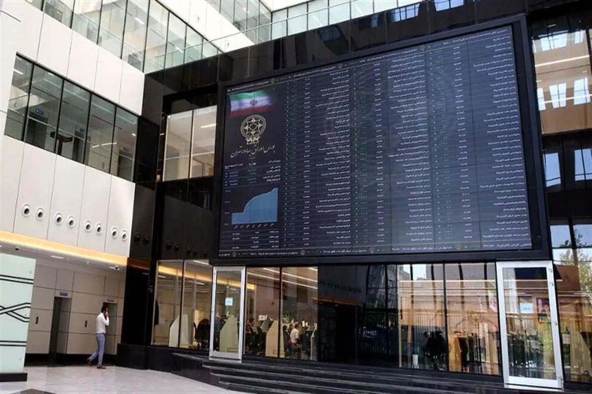 شاخص بورس در روز سقف‌شکنی بازارها صعود کرد