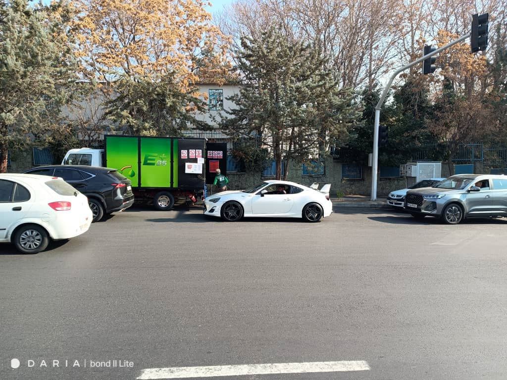 آغاز عرضه بنزین سوپر وارداتی در تهران همراه با عکس