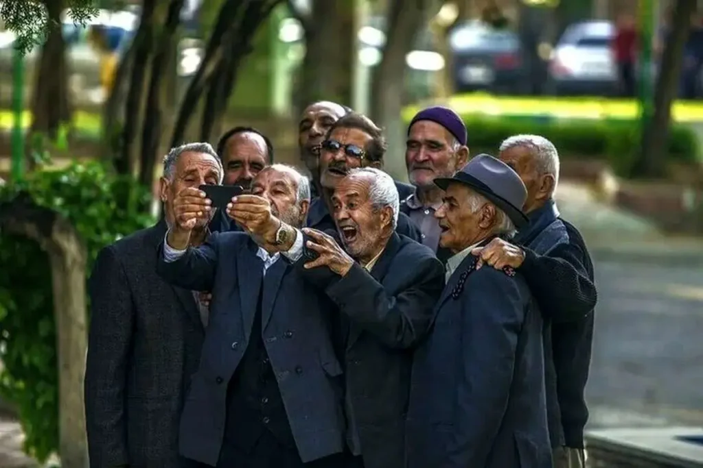بازنشستگان بخوانند؛ هدیه ۵۰ میلیونی در راه است