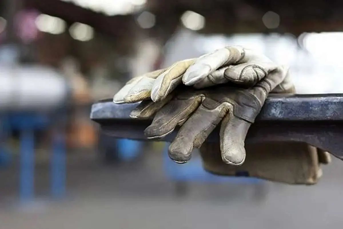 تورم ۱۲۰ درصدی مواد غذایی؛ چشم‌انداز دستمزد کارگران در سال جاری