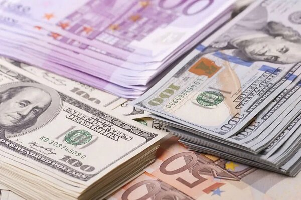 جزئیات شرایط دریافت سهمیه ۱۰۰۰ یورویی برای خرید ارز اعلام شد