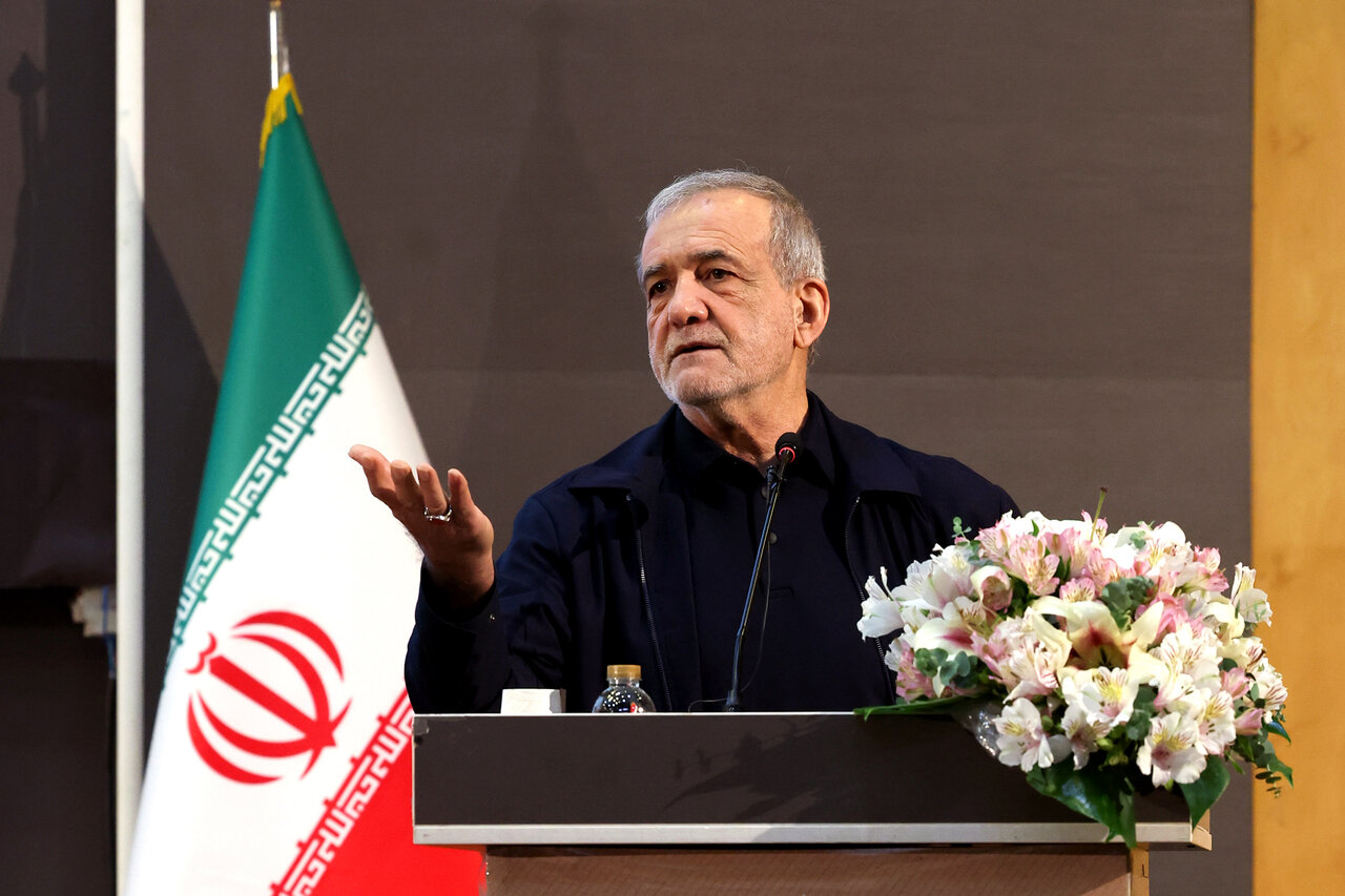 پزشکیان: در صورت عدم حذف ارز ترجیحی، دچار قحطی میشدیم