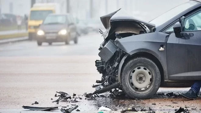 تصادف بدون گواهینامه: آیا بیمه خسارت میدهد؟