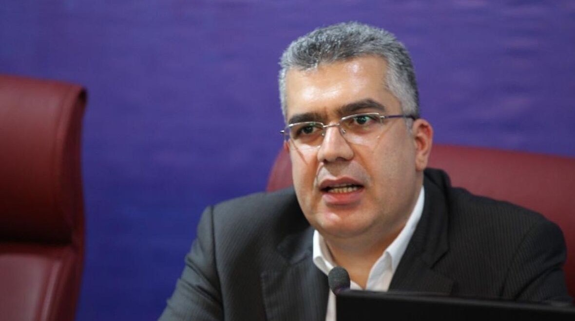 دهنوی: سیاستگذار ارزی باید از حوزه تجارت کنار رود