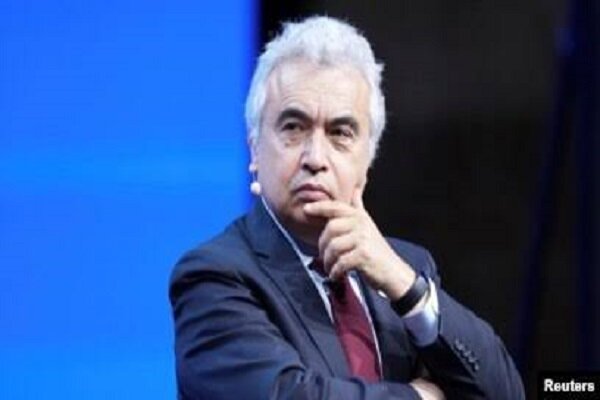 ادامه اختلال در تردد از تنگه هرمز امنیت انرژی را تهدید میکند