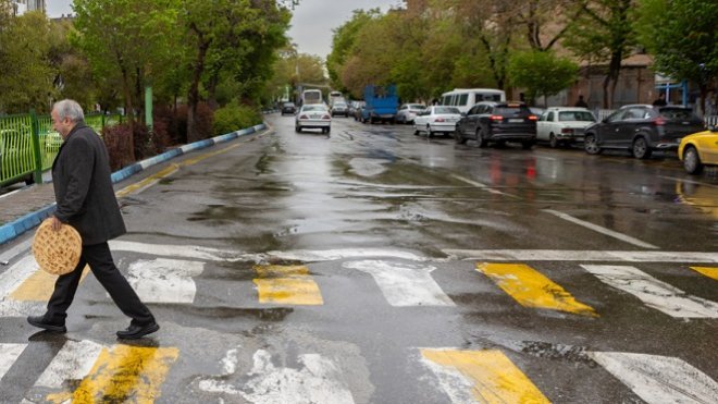 رگبار شدید باران در آخرین روز مردادماه حال و هوای شهرها را تحتتأثیر گذاشت