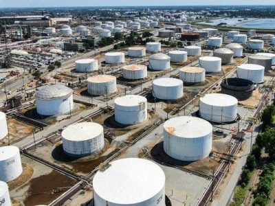 سقوط تاریخی ذخایر نفت آمریکا؛ ۱۷ هفته کاهش پیاپی