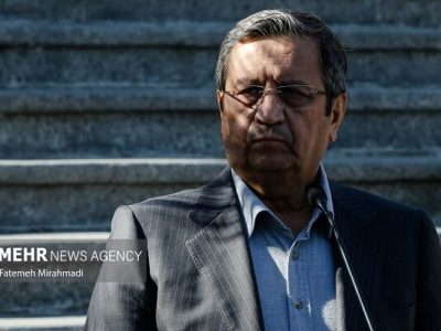 همتی: تامین ارز کالاهای اساسی و دارو بدون مشکل انجام می‌شود