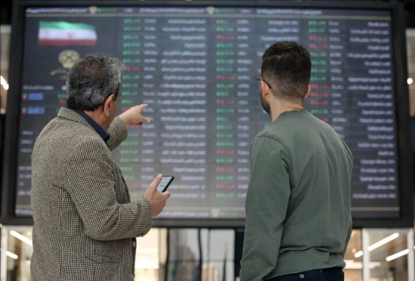 بورس در تکاپو برای فتح قلههای تازه بازار سهام