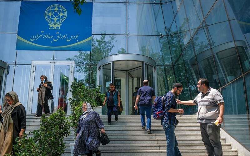 بورس به کانال ۶ میلیونی رسید