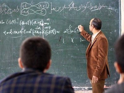 آموزش و پرورش تایید کرد: پدر دانش‌آموز در آباده معلم را ضرب و شتم کرده، معلمان اعتصاب کردند